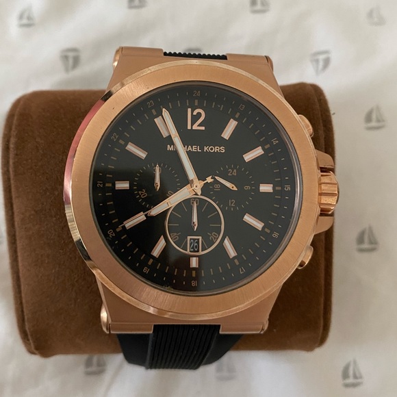 Brand new Michael Kors rose gold watch - Picture 4 of 6